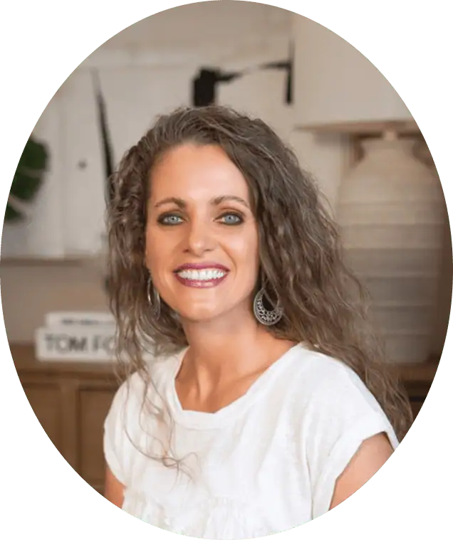Home Staging in Central Florida | Meet the Team Photos Laura b
